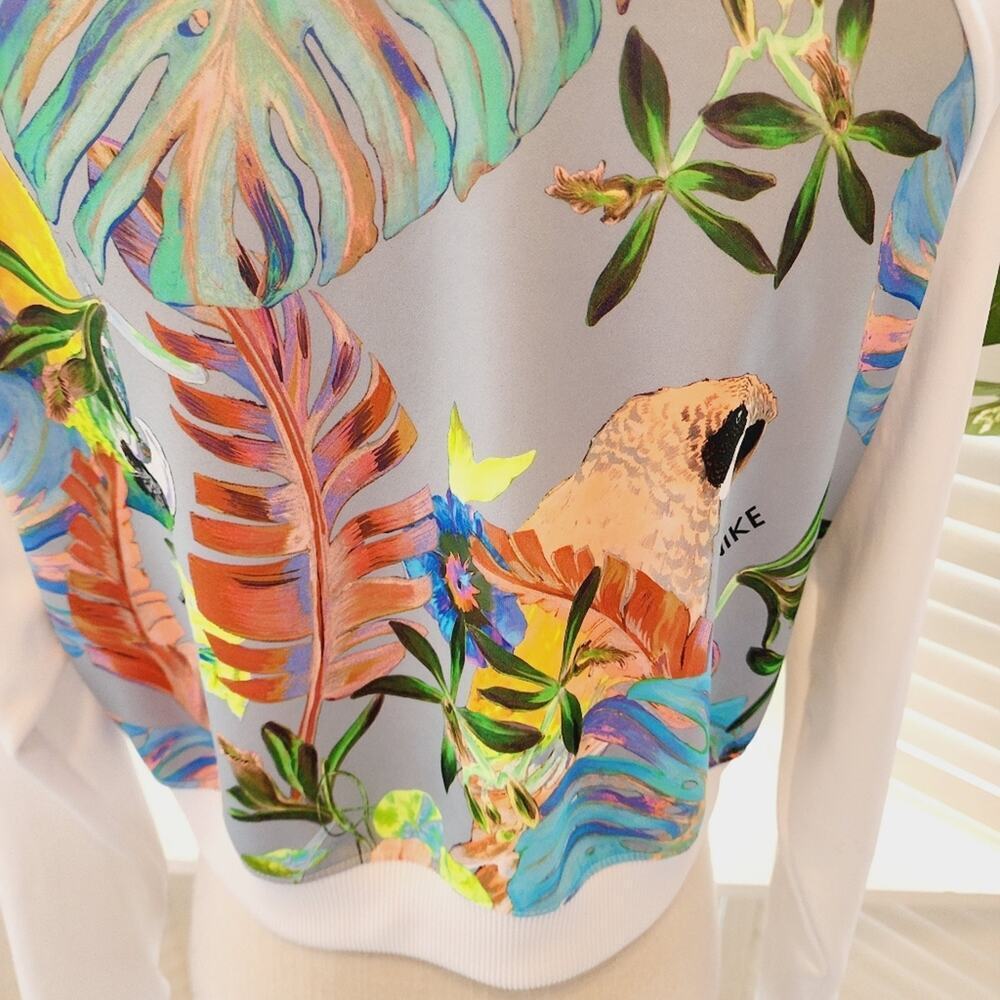 NIKE TROPICAL SMALL CROP SWEATSHIRT - Picture 3 of 8
